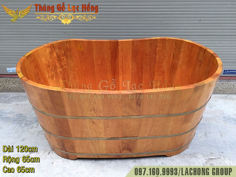 bồn tắm bằng gỗ