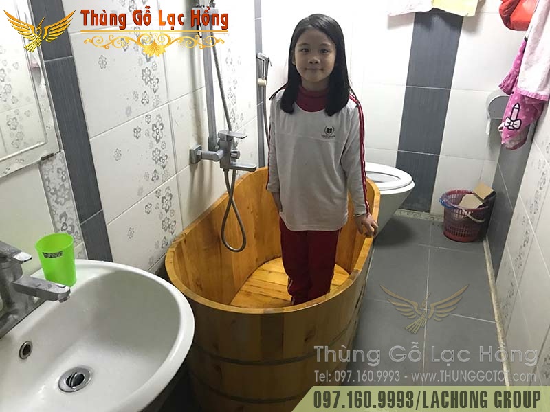 bồn tắm gỗ cho trẻ em