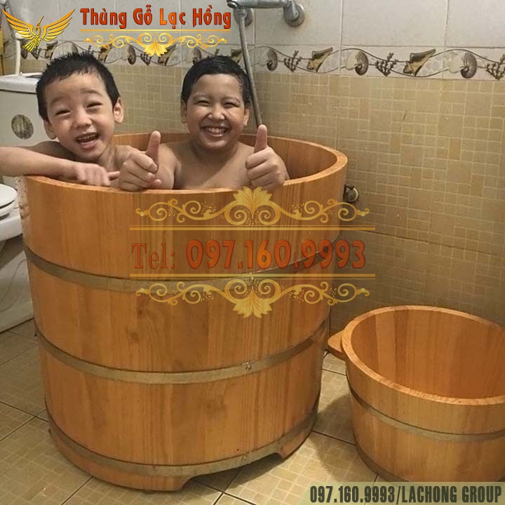 bồn tắm tr&ograve;n d&aacute;ng đứng