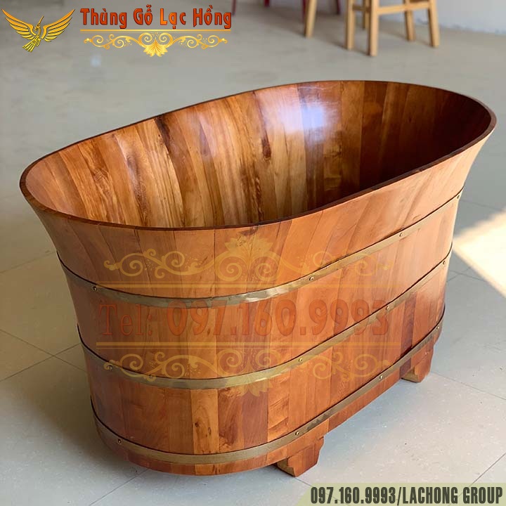 cửa h&agrave;ng b&aacute;n bồn tắm gỗ tại H&agrave; Nội