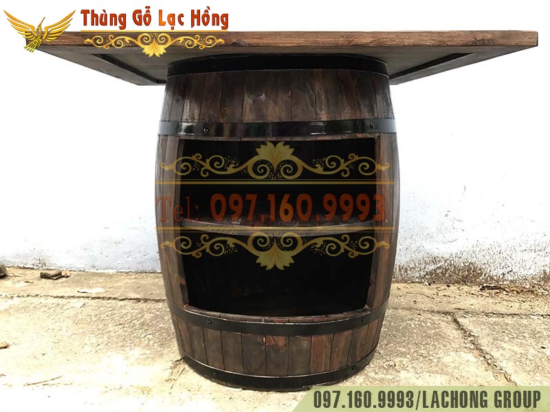 th&ugrave;ng gỗ t&aacute;i chế l&agrave;m quầy bar