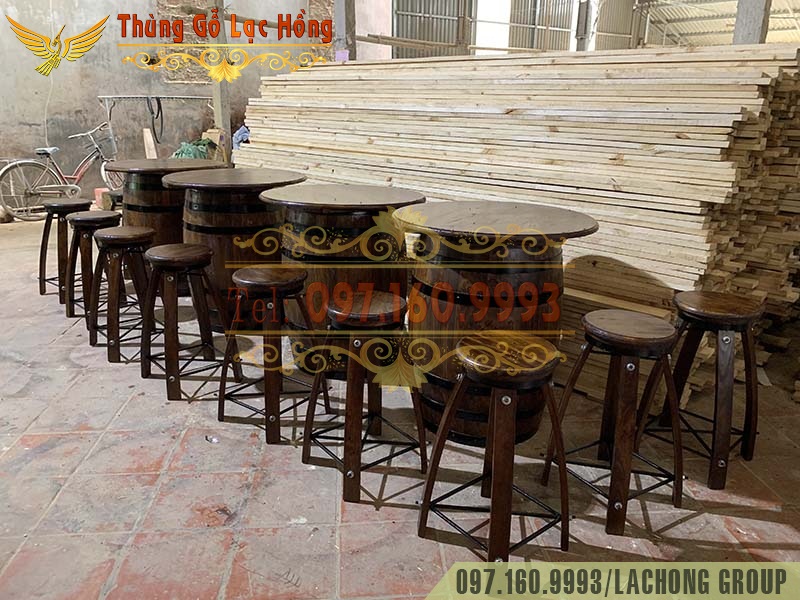 b&aacute;n th&ugrave;ng gỗ cũ
