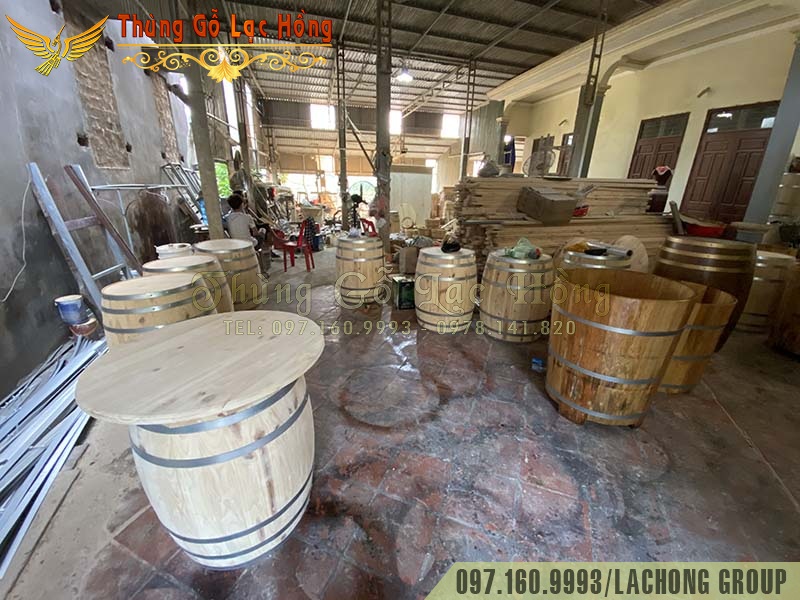 b&aacute;n th&ugrave;ng gỗ Sồi