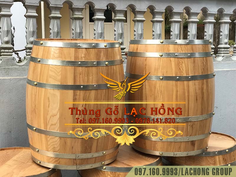 bom rượu gỗ cũ