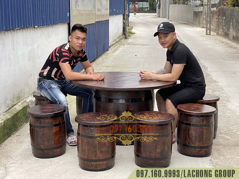 th&ugrave;ng gỗ đựng rượu vang