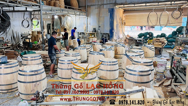 th&ugrave;ng gỗ sồi gi&aacute; rẻ
