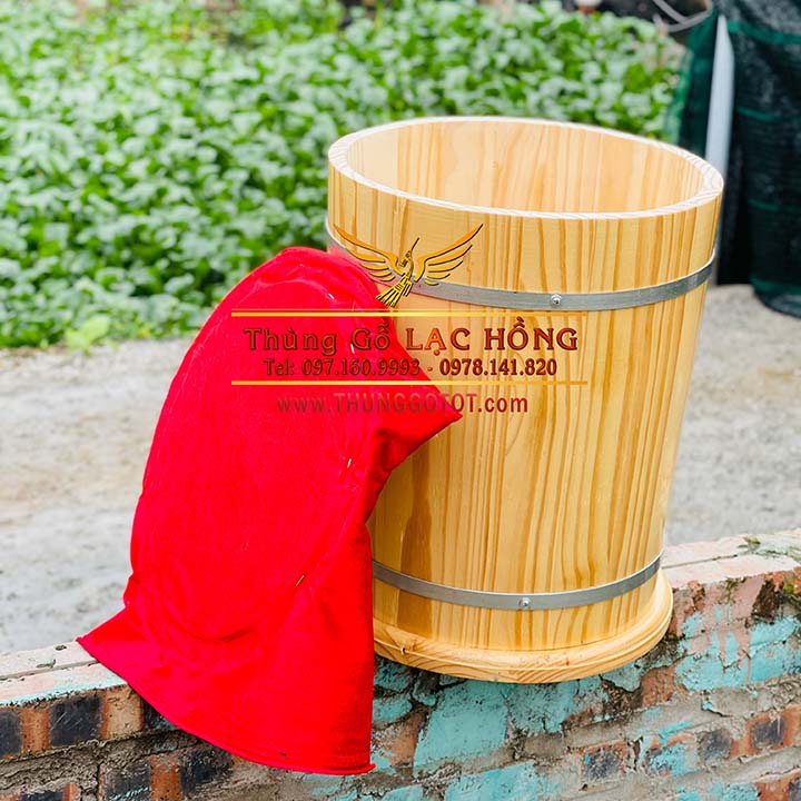 https://thunggotot.com/image/catalog/THUNG-GO-DUNG-GAO/THUNG-GAO-NEW-20KG/ban-thung-dung-gao-handmade.jpg