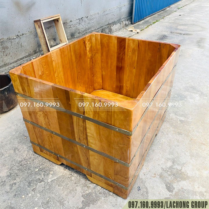 b&aacute;n bồn tắm gỗ vu&ocirc;ng g&oacute;c