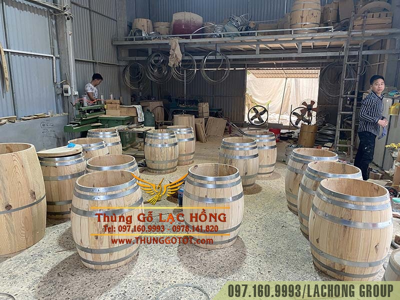 bom rượu gỗ trang tr&iacute;