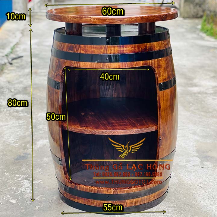 th&ugrave;ng rượu gỗ cũ