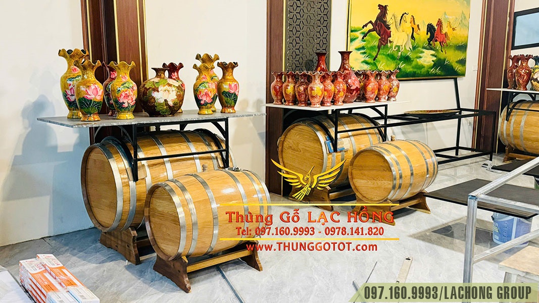 b&aacute;n th&ugrave;ng gỗ sồi