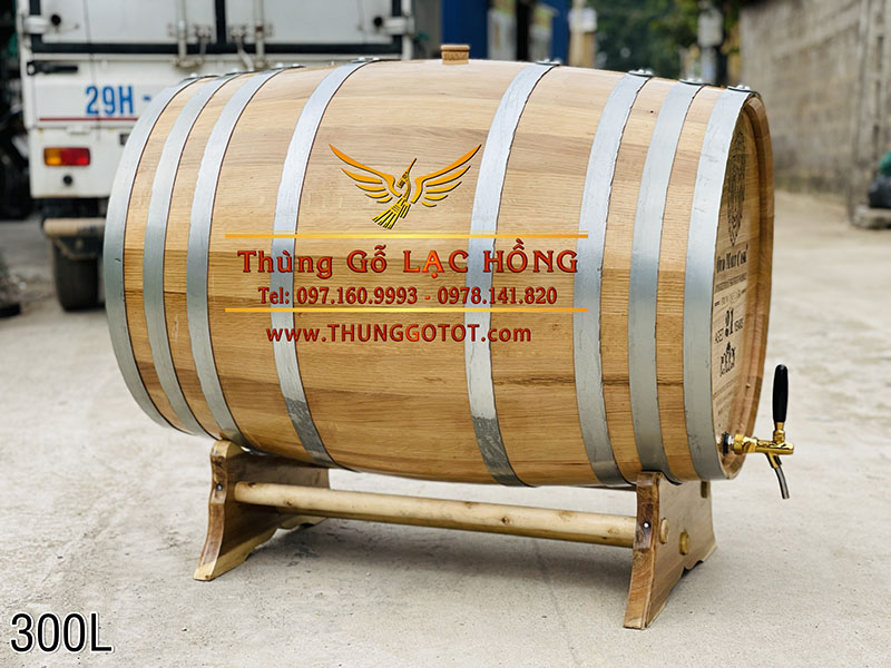 k&iacute;ch thước th&ugrave;ng gỗ sồi đựng rượu