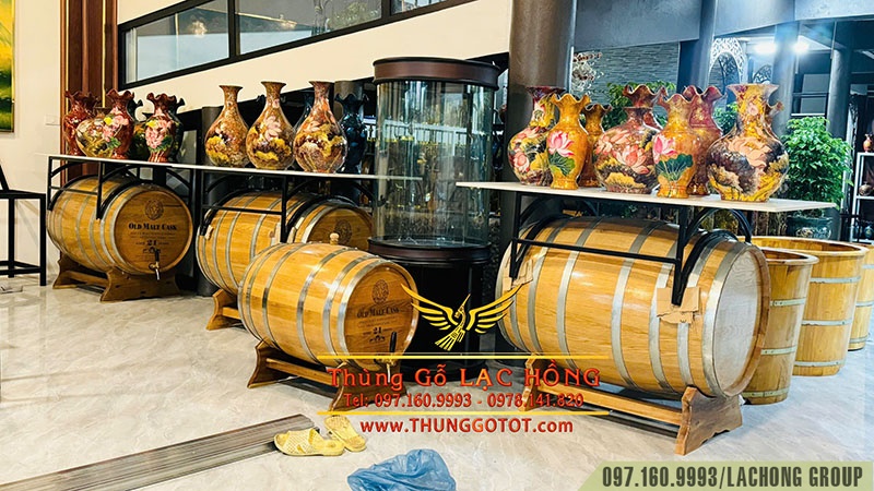 th&ugrave;ng gỗ sồi ng&acirc;m rượu