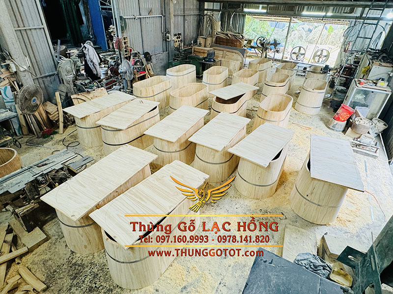 b&aacute;n bồn tắm gỗ tại tp hcm
